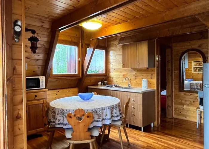 Natura La Taverna Dei 3 Porcellini 木屋